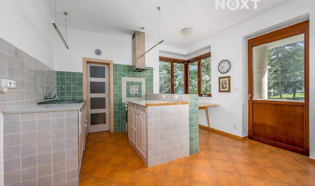 Prodej domu 300 m² s pozemkem 1 330 m², Praha – náhled fotky 13