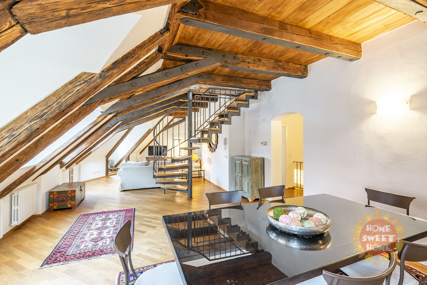 Pronájem bytu 4+1 221 m²