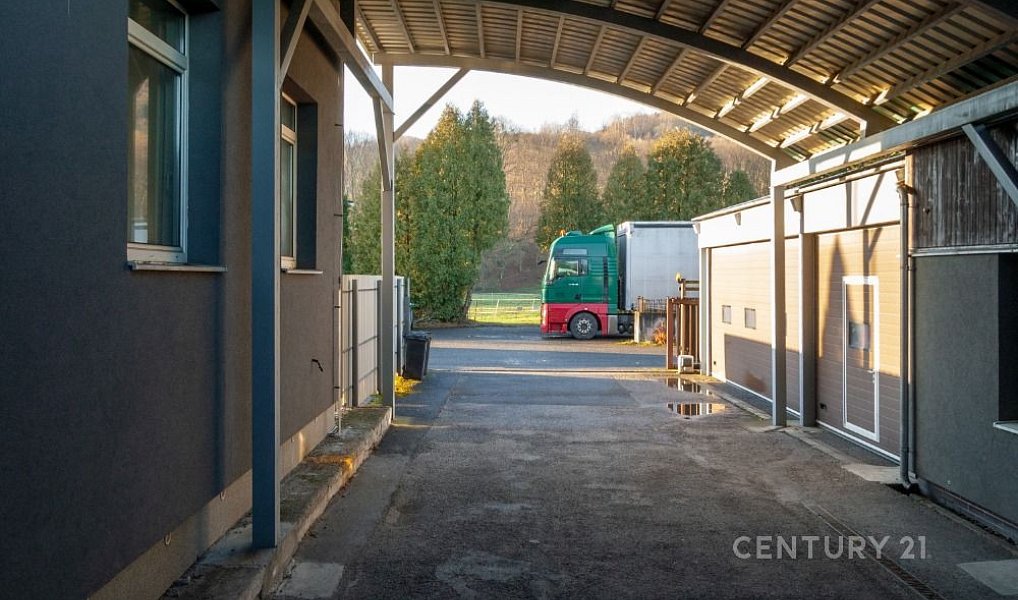Prodej výrobních prostor 848 m², Jarcová – náhled fotky 6