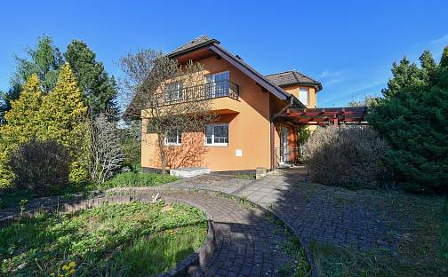 Prodej domu 400 m² s pozemkem 1 400 m², Světice, okres Praha-východ