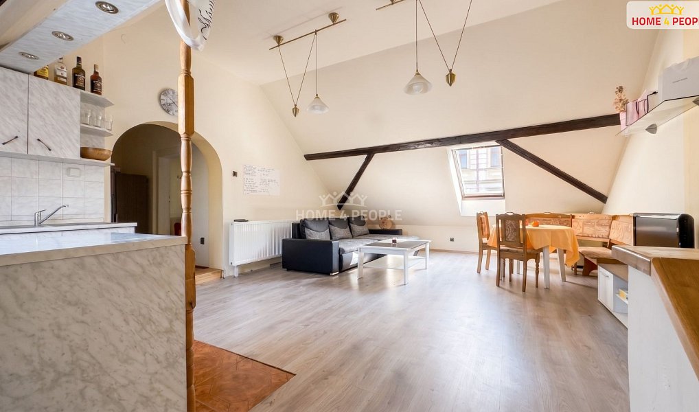 Prodej domu 188 m² s pozemkem 234 m², Hluboká nad Vltavou – náhled fotky 9