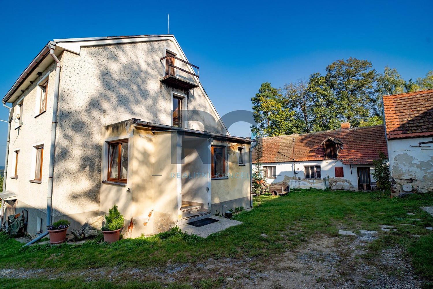 Prodej domu 552 m² s pozemkem 3 326 m²