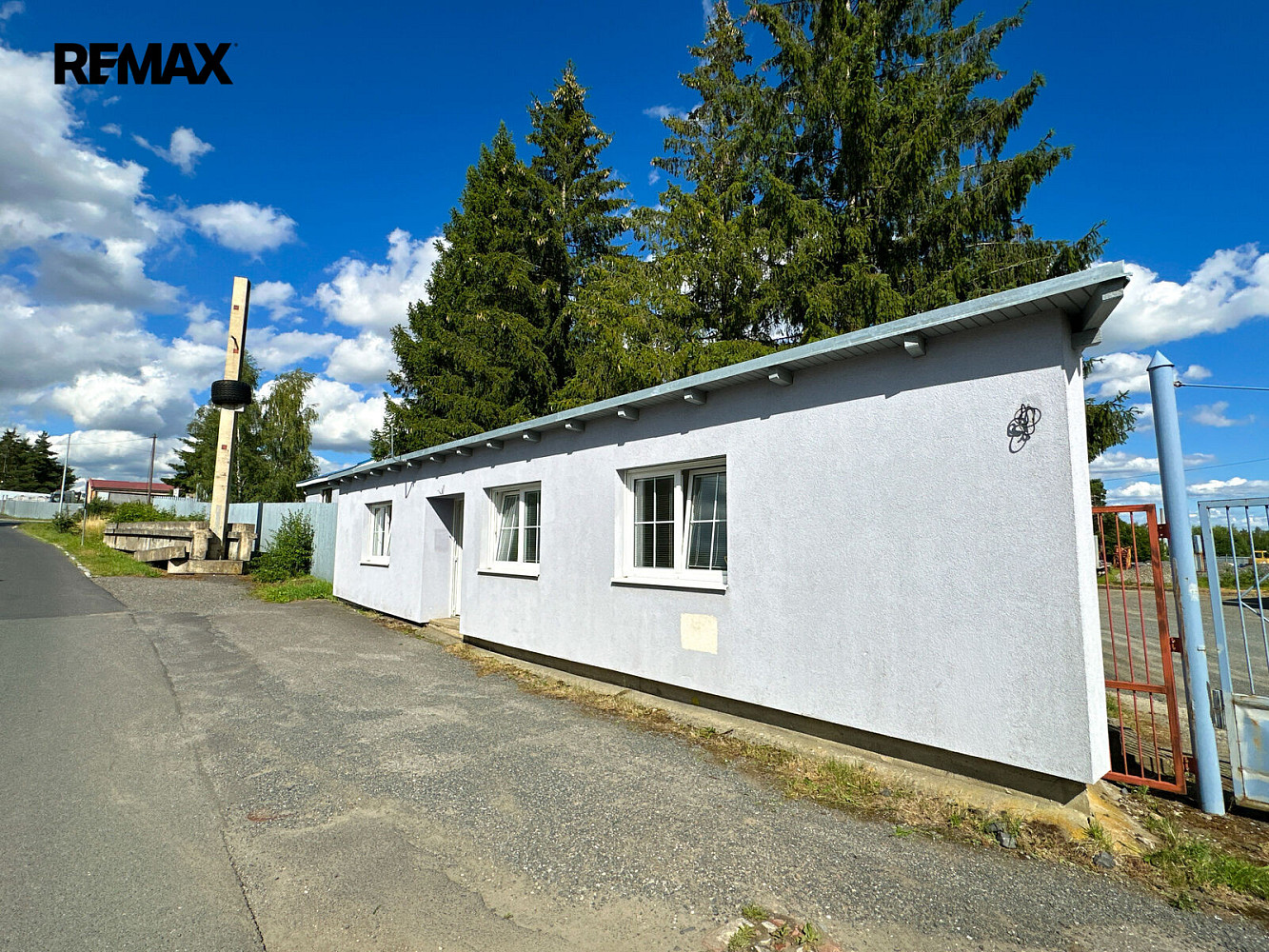 Pronájem kanceláře 45 m² – fotografie 2
