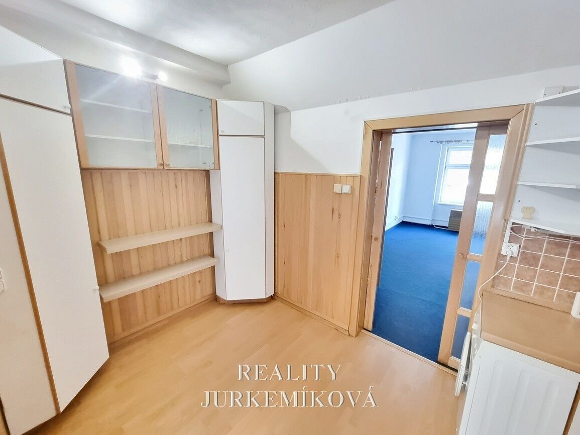 Pronájem bytu 3+1 70 m² — photo 3