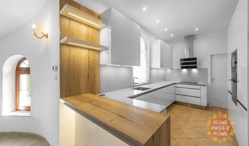 Pronájem domu 243 m² s pozemkem 380 m², Praha – náhled fotky 3