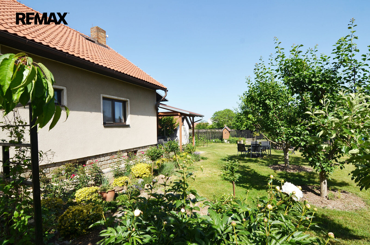 Prodej domu 260 m² s pozemkem 832 m² – fotografie 3