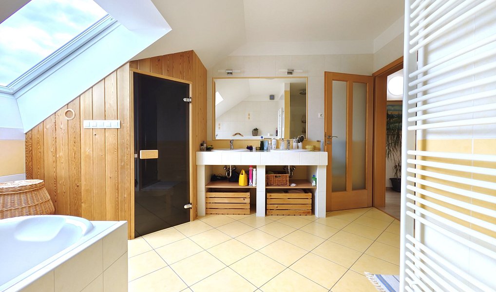 Prodej domu 224 m² s pozemkem 816 m², Nový Vestec – náhled fotky 50
