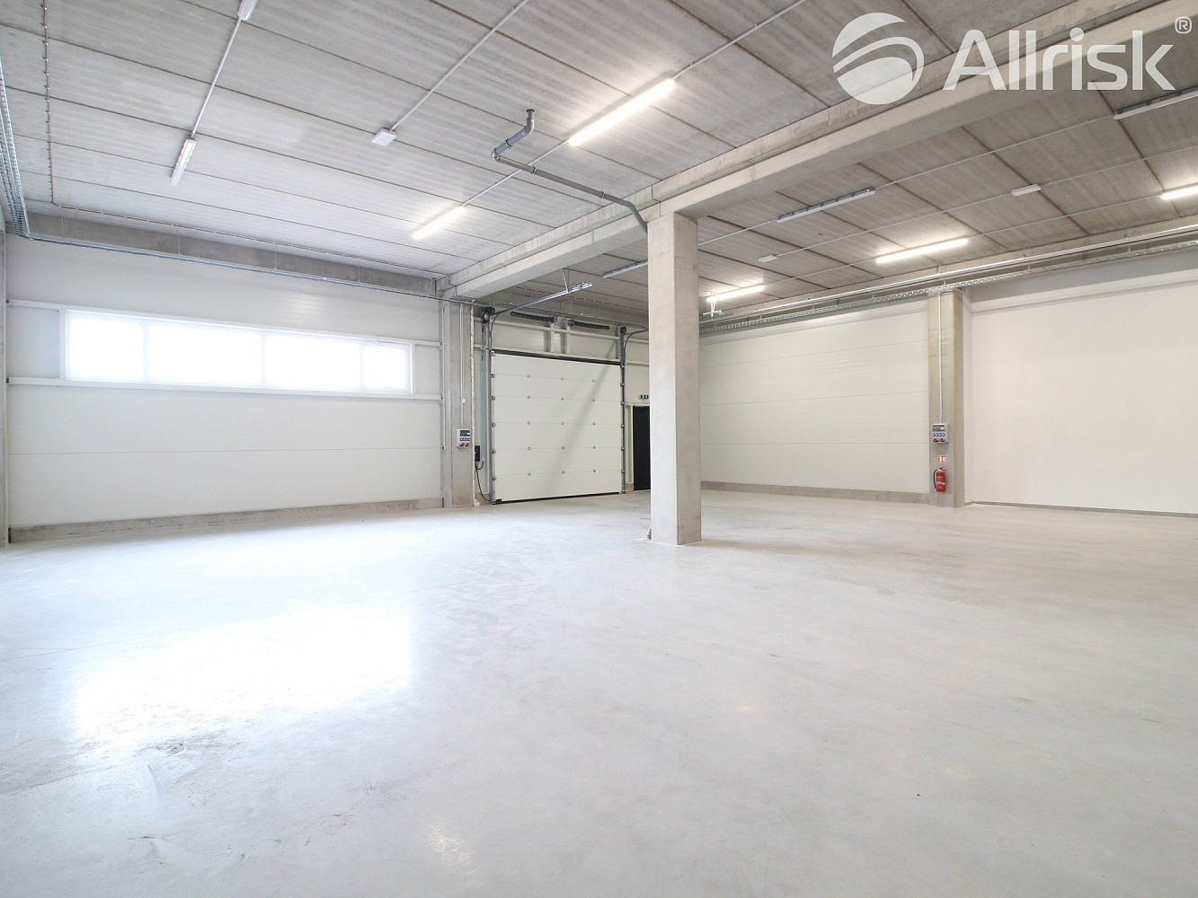 Pronájem skladovacích prostor 570 m² – fotografie 3