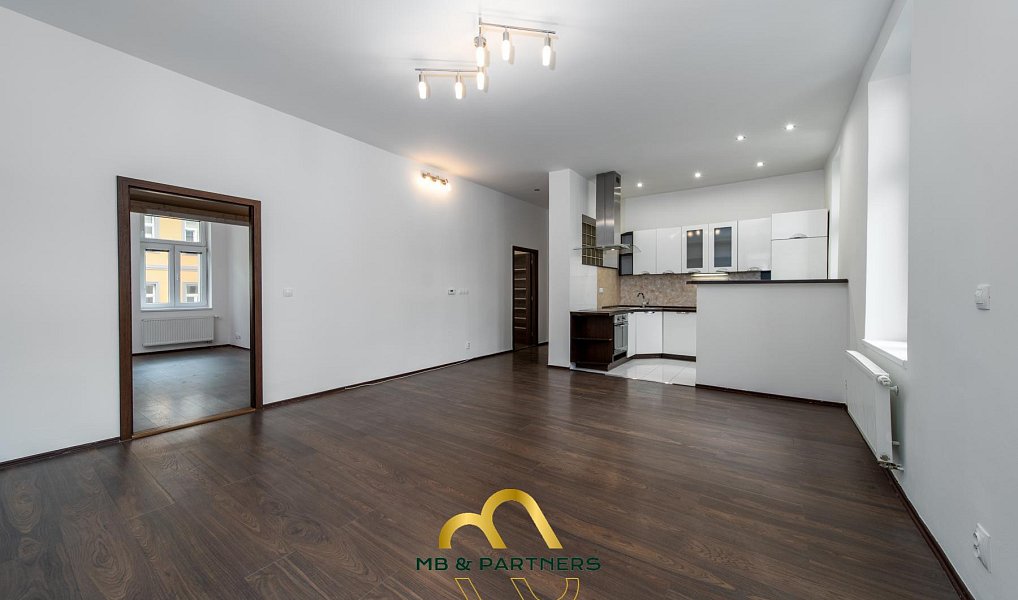 Prodej bytu 3+kk 85 m², Praha – náhled fotky 2