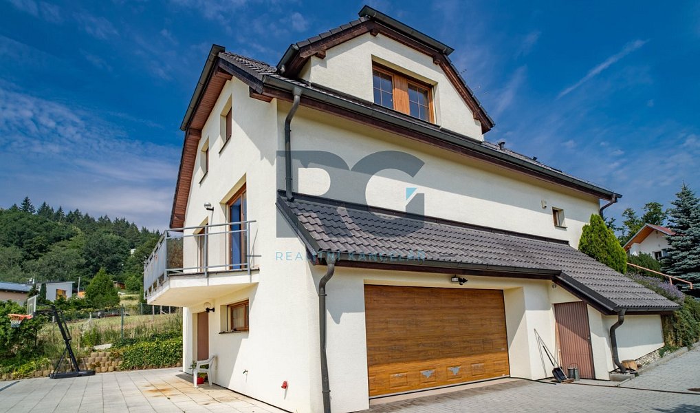 Prodej domu 226 m² s pozemkem 1 089 m², Písek – náhled fotky 3