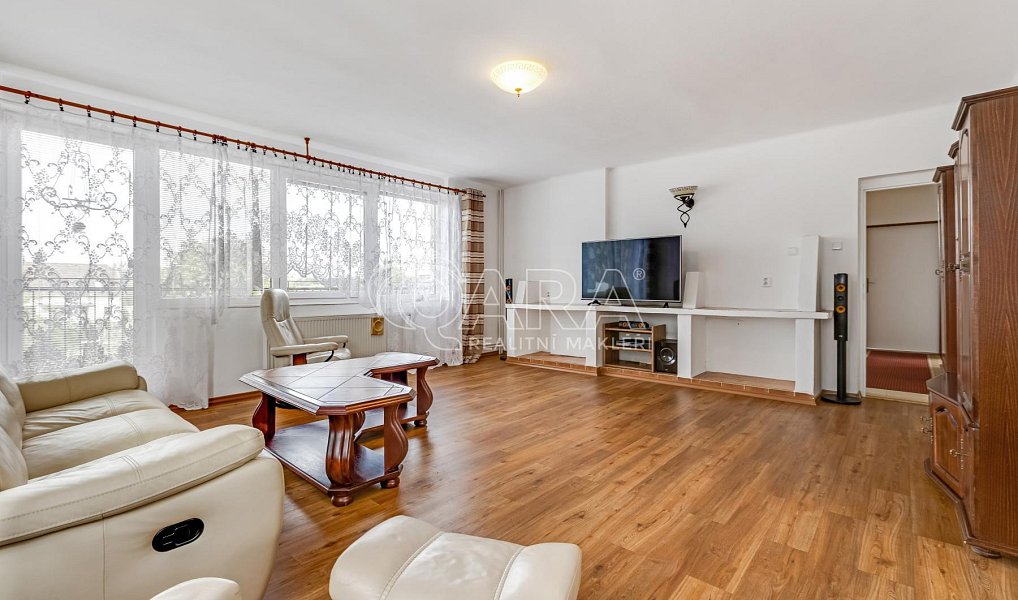 Prodej domu 307 m² s pozemkem 619 m², Mrač – náhled fotky 2