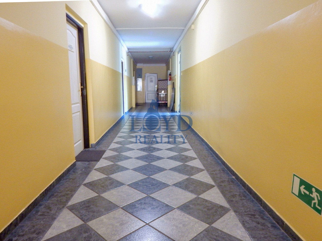 Pronájem kanceláře 21 m² – fotografie 4