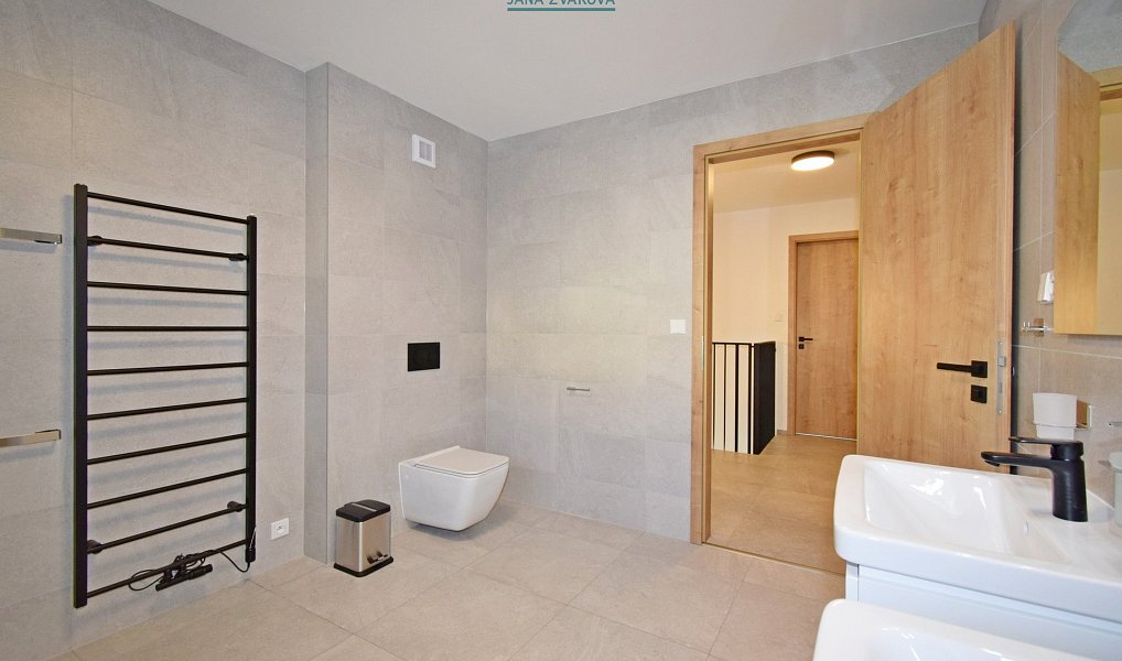 Prodej domu 147 m² s pozemkem 127 m², Liberec – náhled fotky 23