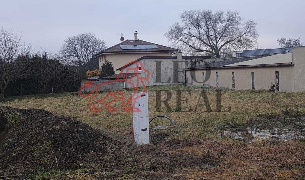 Prodej stavebního pozemku 691 m², Brodce – náhled fotky 2