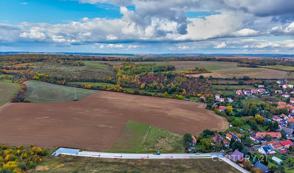 Prodej stavebního pozemku 2 877 m², Vonoklasy – náhled fotky 9