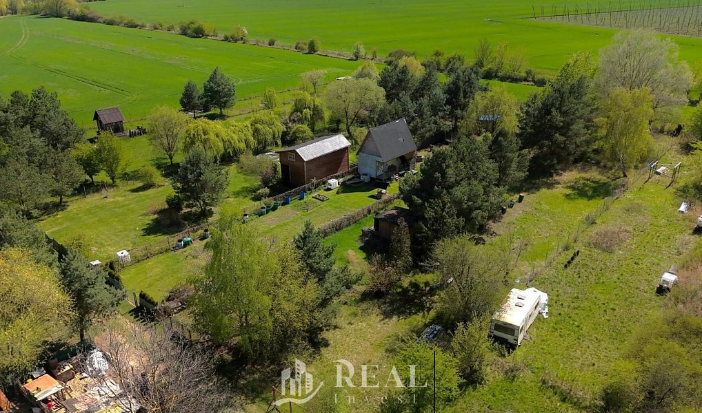Prodej zahrady 976 m², Louny – náhled fotky 6
