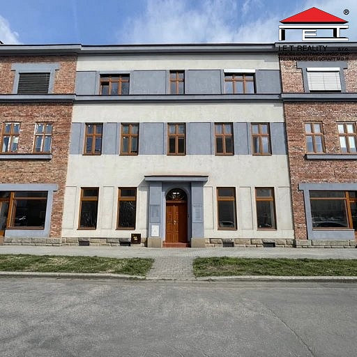 Pronájem kanceláře 100 m²