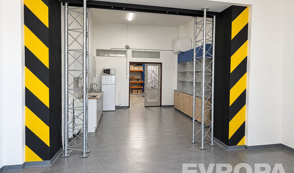 Pronájem skladovacích prostor 502 m², Kolín – náhled fotky 11
