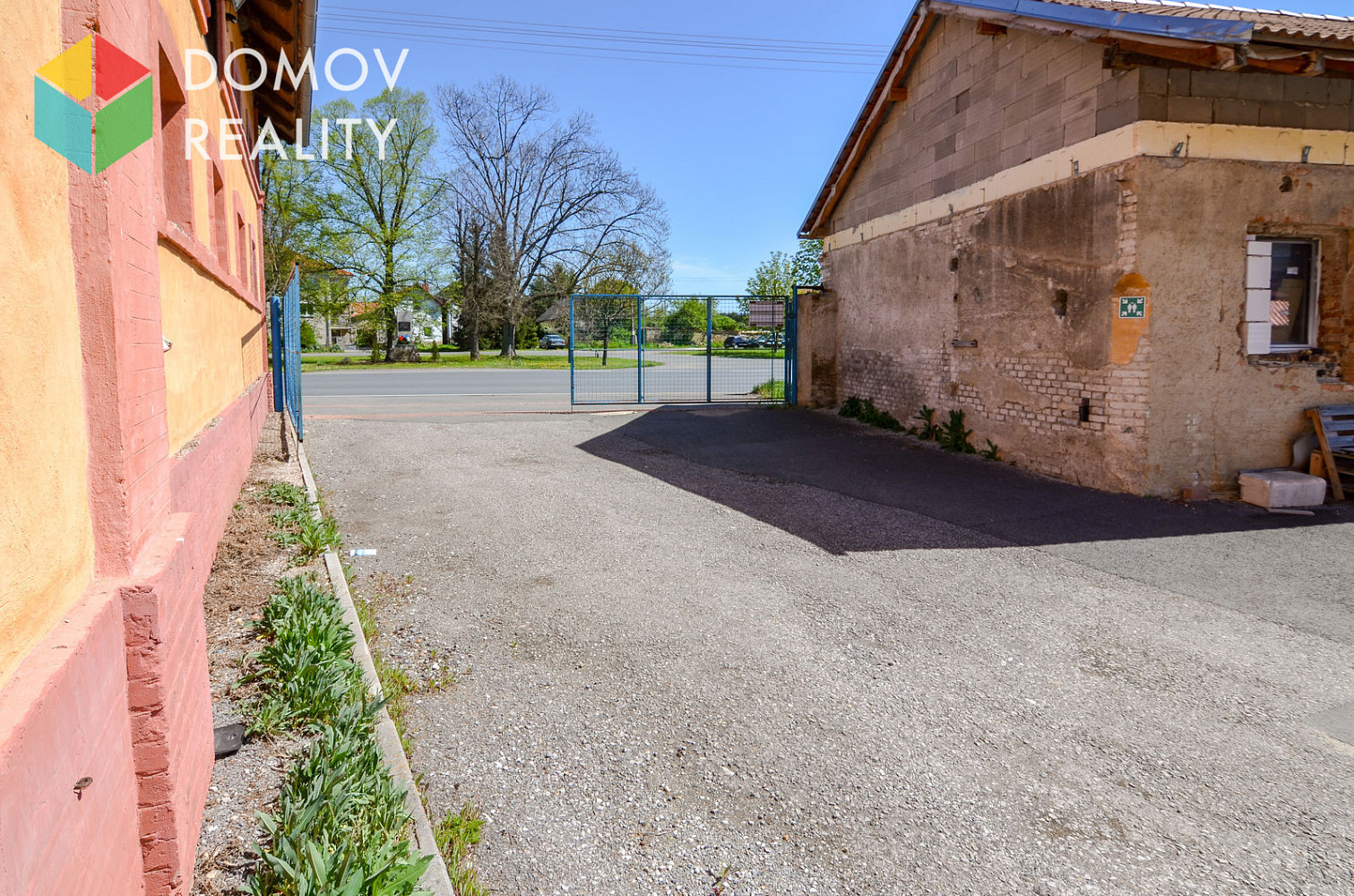 Pronájem skladu ve zděné budově, oplocený areál, Libomyšl – pohled 5