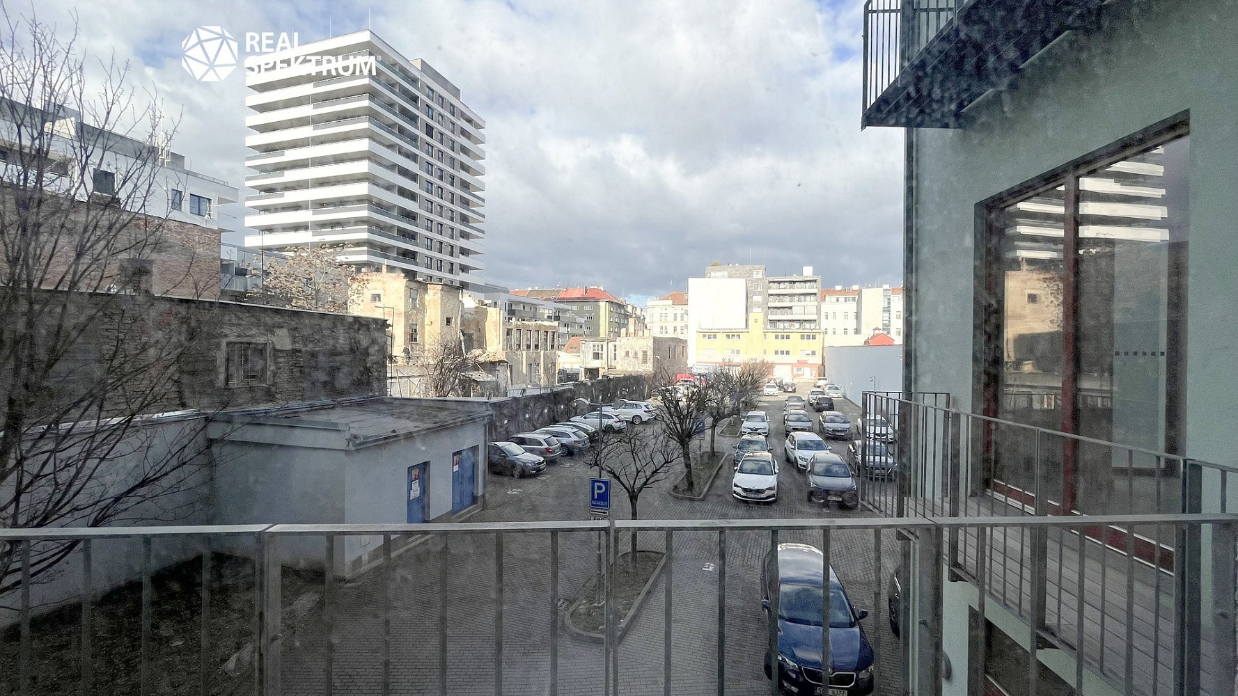 Pronájem kanceláře 21 m² – fotografie 4