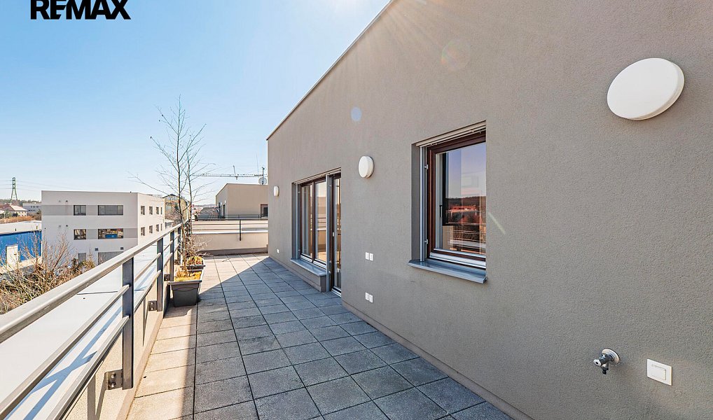 Prodej bytu 4+kk 99 m², Praha – náhled fotky 12