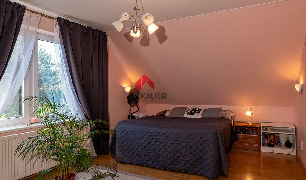 Prodej domu 183 m² s pozemkem 2 021 m², Mohelnice – náhled fotky 8