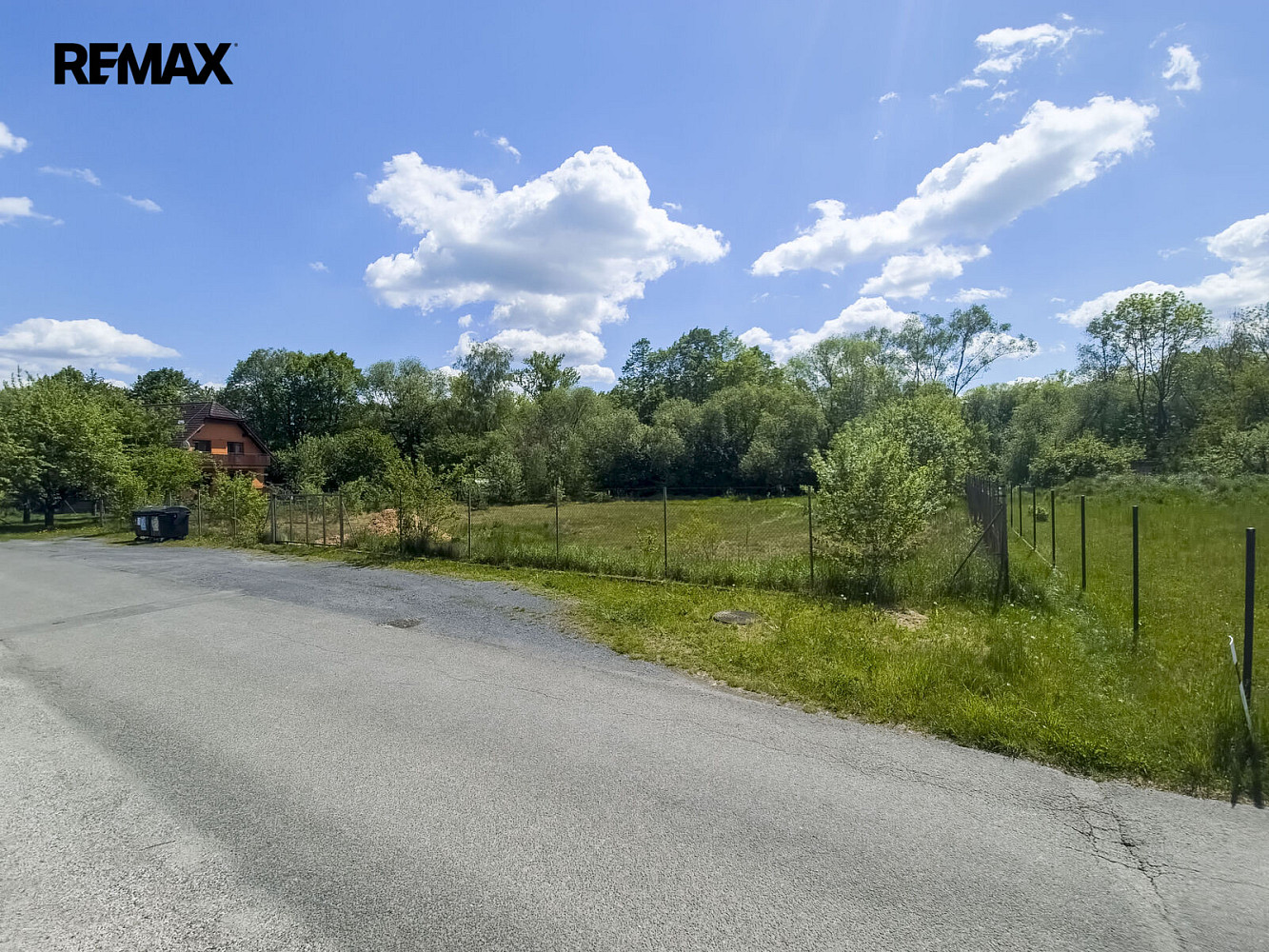 Prodej komerčního pozemku 4 075 m² – fotografie 5