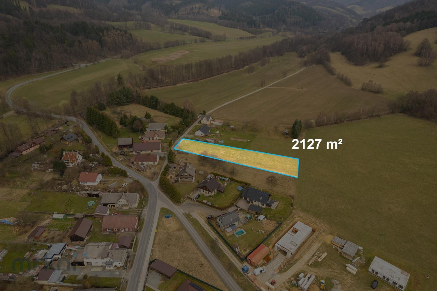 Prodej stavebního pozemku 2 127 m² – fotografie 4