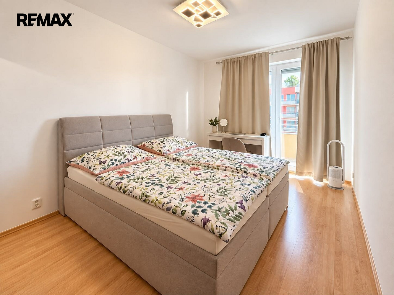 Pronájem bytu 2+kk 63 m² – fotografie 4