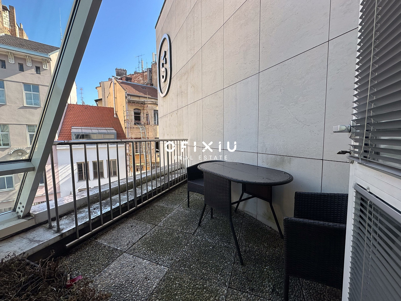 Pronájem kanceláře 141 m² – fotografie 3