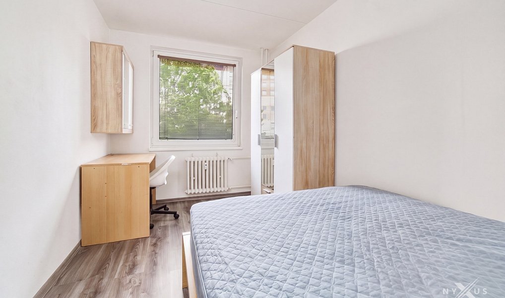 Prodej bytu 4+1 88 m², Praha – náhled fotky 3