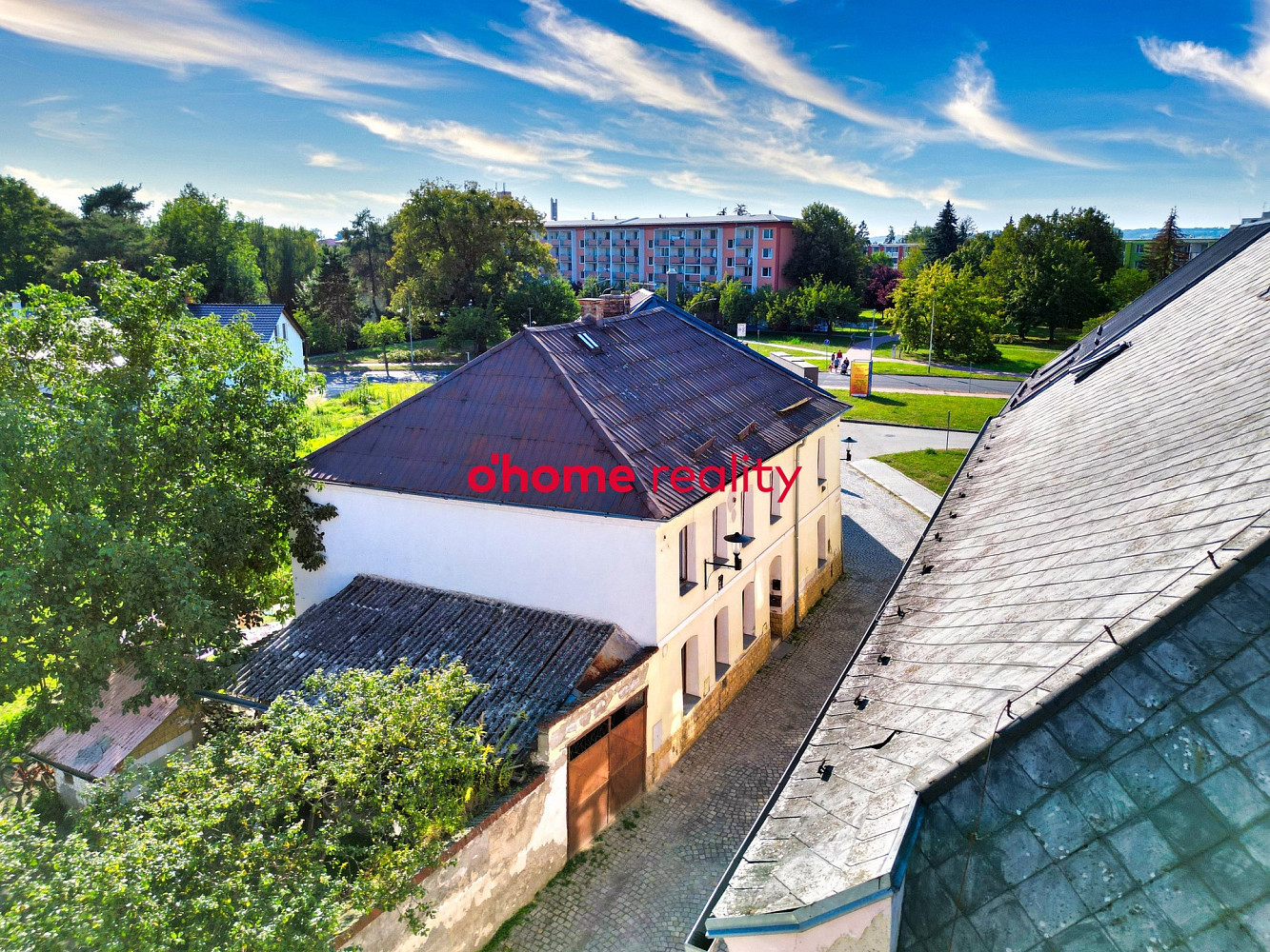 Prodej domu 248 m² s pozemkem 465 m² – fotografie 2