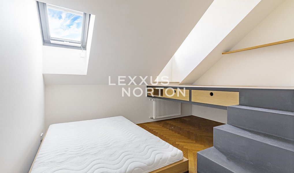 Pronájem bytu 5+kk 200 m², Praha – náhled fotky 8