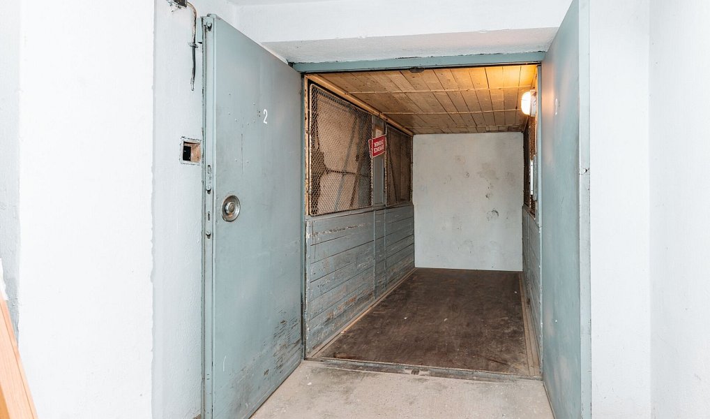 Prodej výrobních prostor 11 439 m², Ostrov – náhled fotky 7