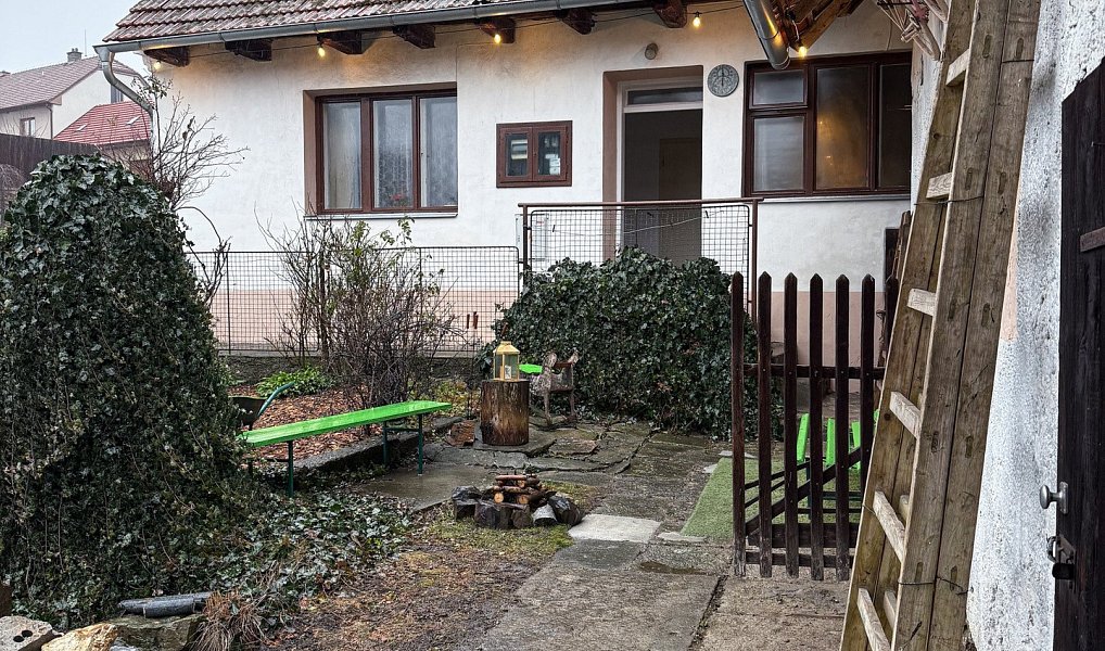 Prodej domu 109 m² s pozemkem 418 m², Kaly – náhled fotky 3