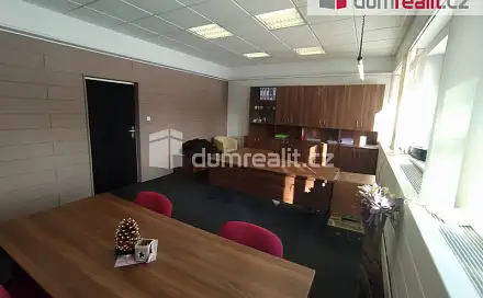 Pronájem kanceláře 28 m², Nádražní, Třeboň - Třeboň II, okres Jindřichův Hradec