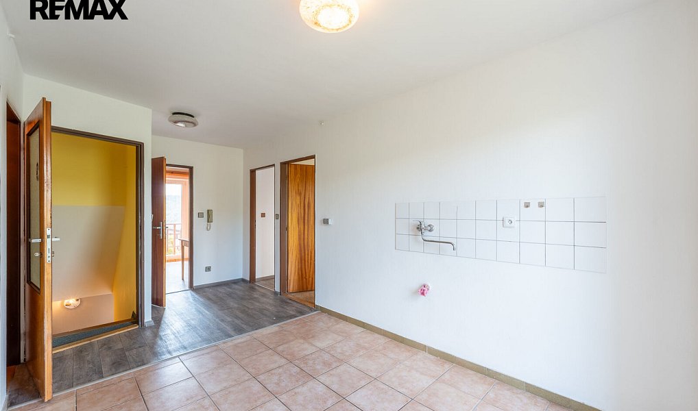 Prodej domu 408 m² s pozemkem 843 m², Pozlovice – náhled fotky 18