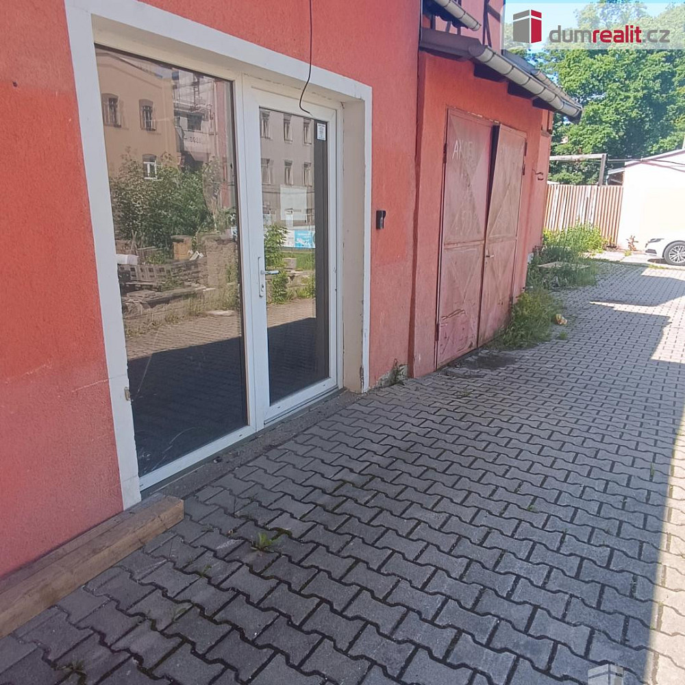 Prodej výrobních prostor 208 m² — photo 2