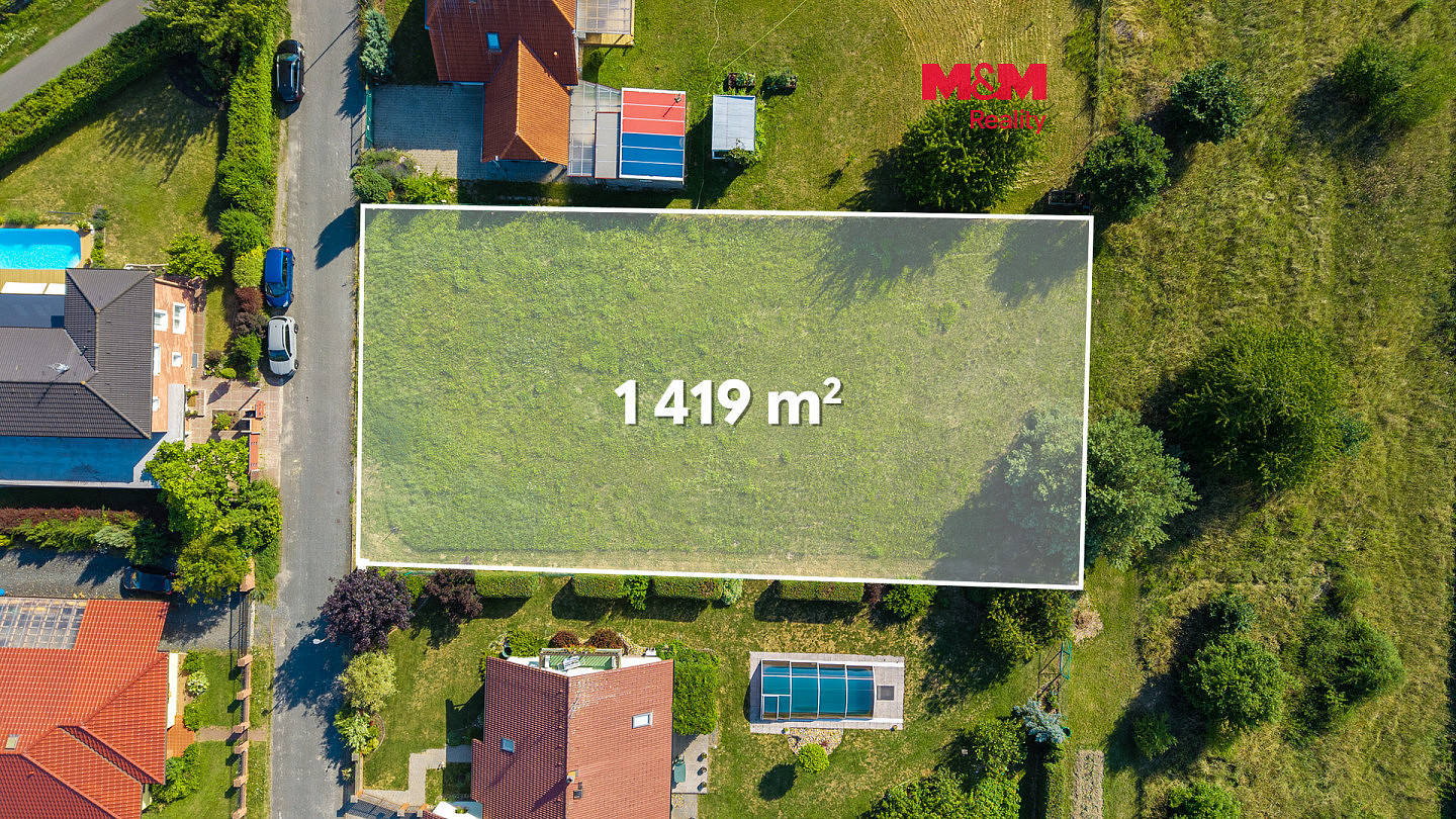 Prodej stavebního pozemku 1 419 m²