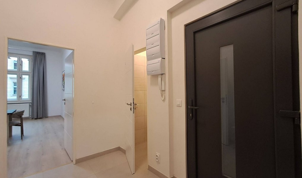 Pronájem bytu 3+kk 65 m², Praha – náhled fotky 17