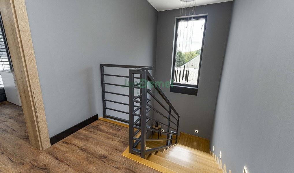 Prodej domu 199 m² s pozemkem 1 598 m², Píšť – náhled fotky 32