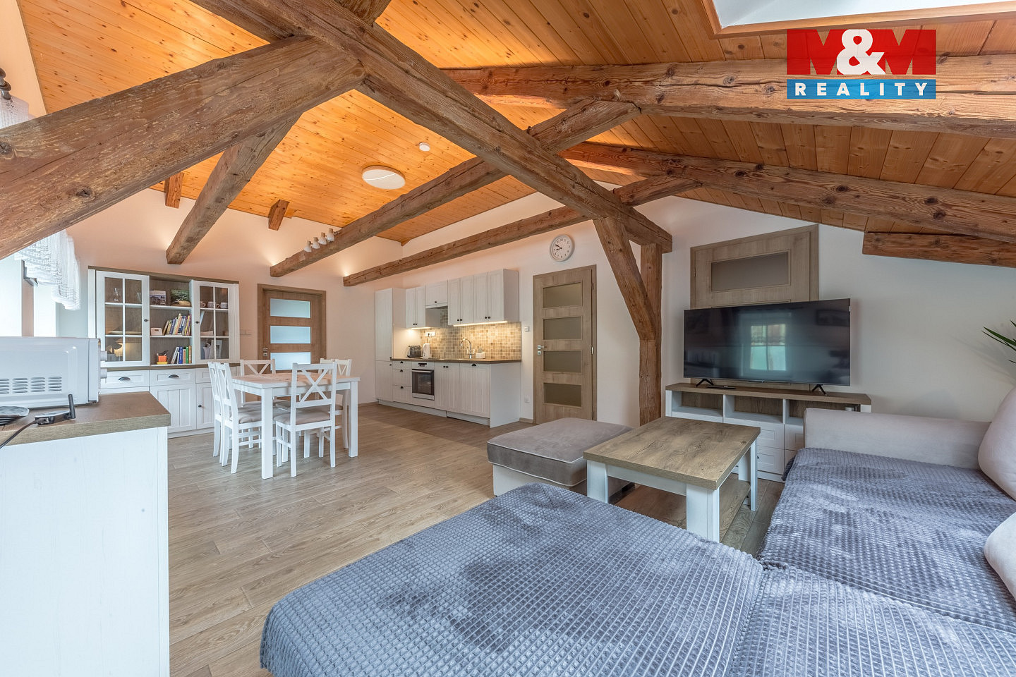 Prodej bytu 3+kk 74 m² — photo 2