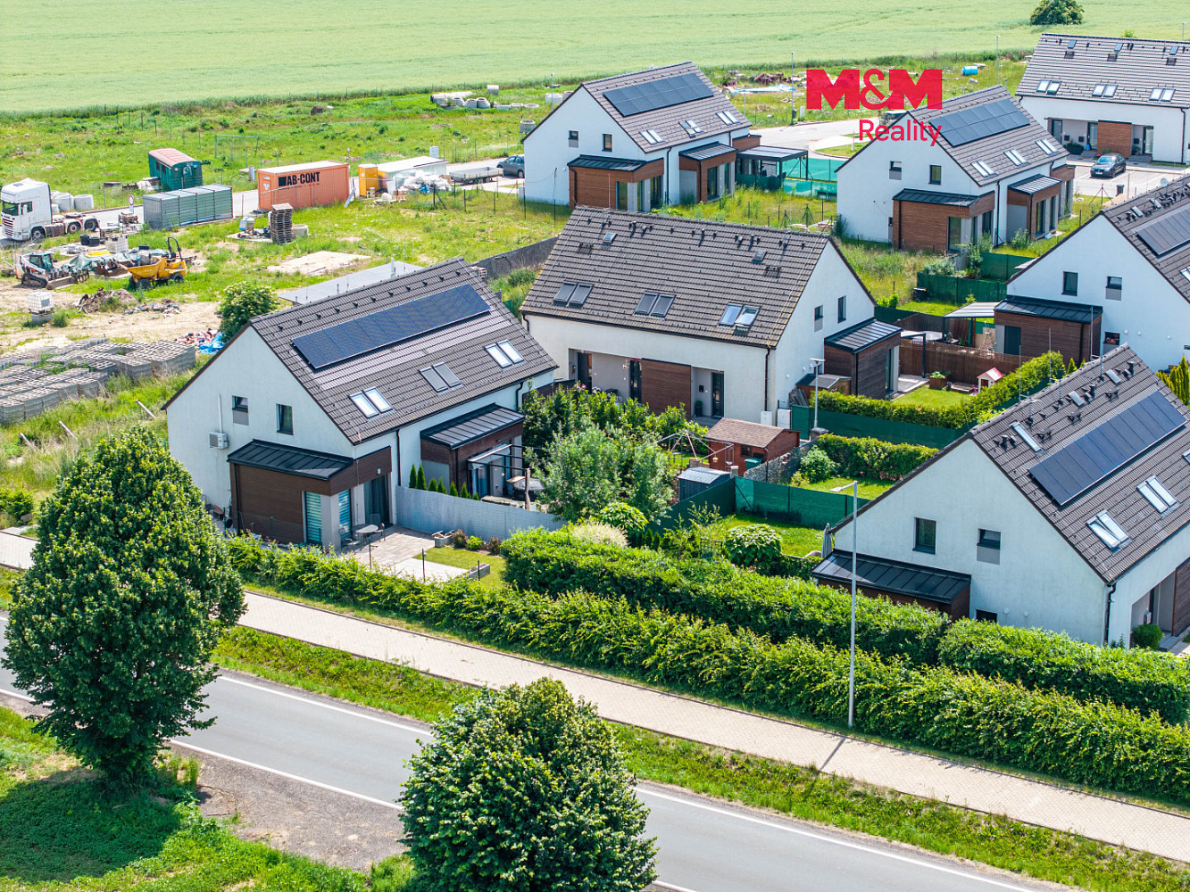 Prodej domu 102 m² s pozemkem 200 m²