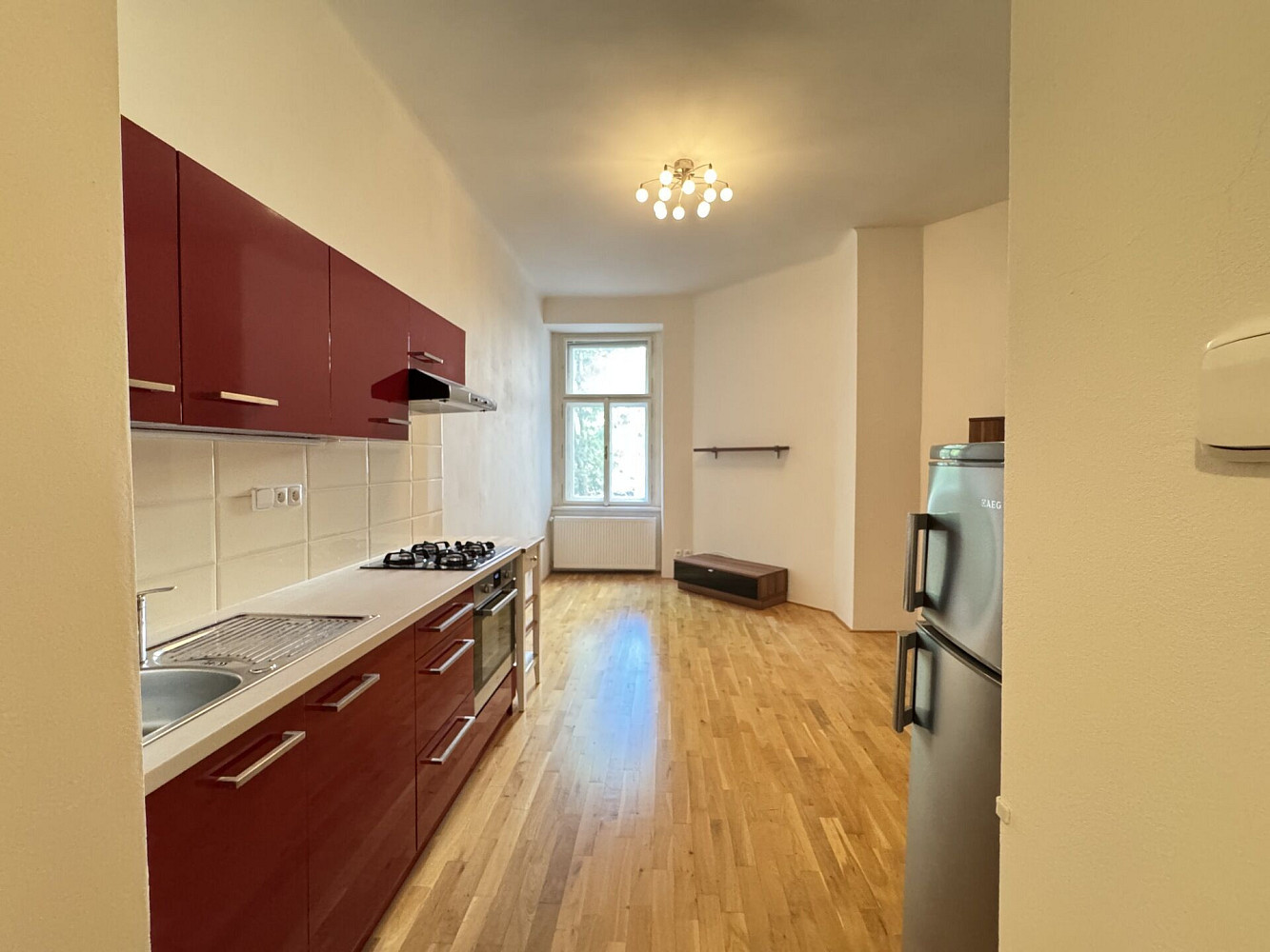 Pronájem bytu 2+kk 46 m² — photo 2