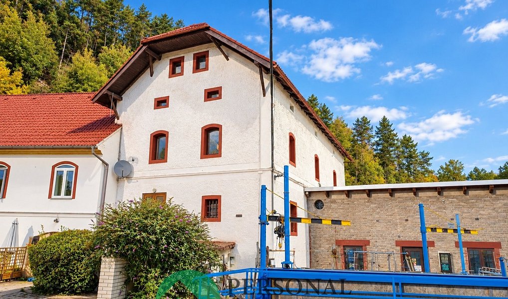 Pronájem komerčního objektu (jiného typu) 330 m², Hřebečníky – náhled fotky 2