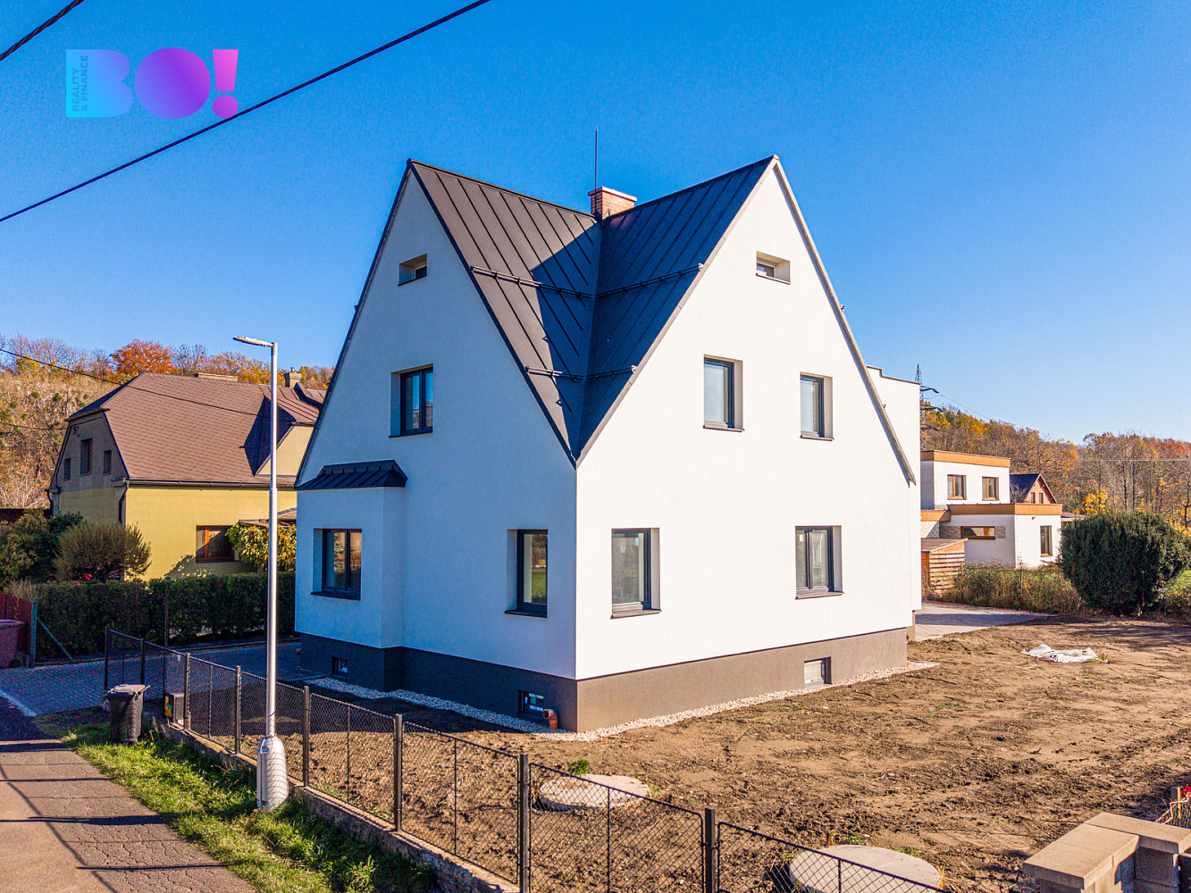 Prodej domu 192 m² s pozemkem 698 m² – fotografie 2