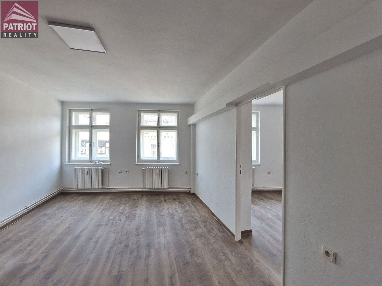 Pronájem bytu 2+kk 56 m² – fotografie 3