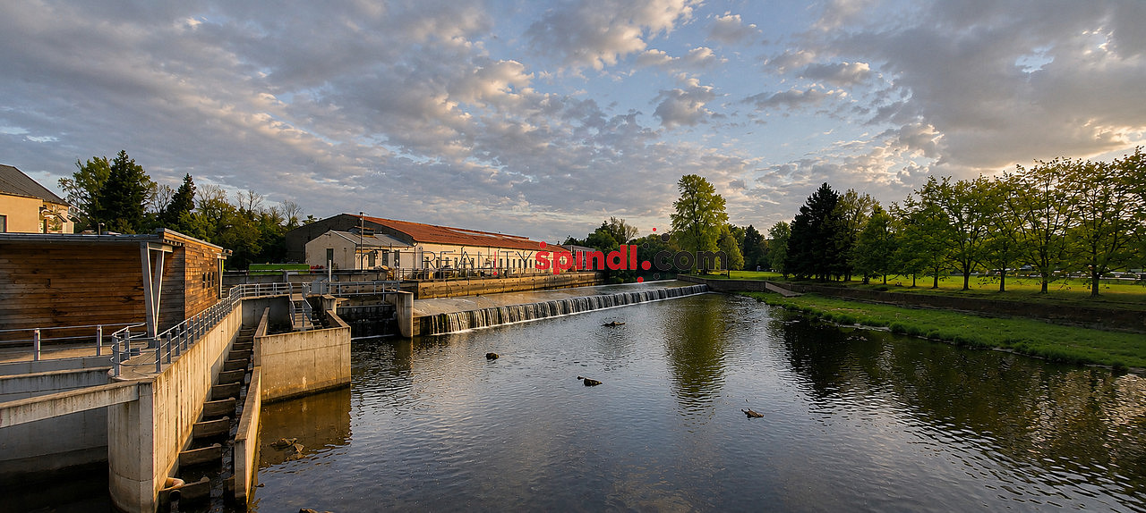 Prodej stavebního pozemku 402 m² - Widok 6