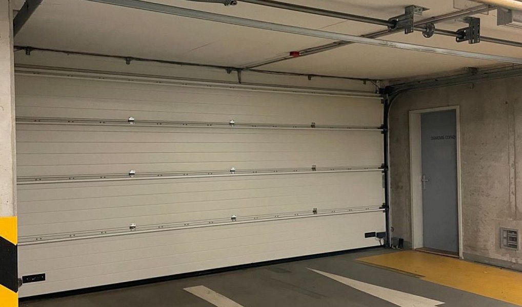 Pronájem garážového stání 14 m2, Na Korábě, Praha - Libeň, Praha – náhled fotky 4