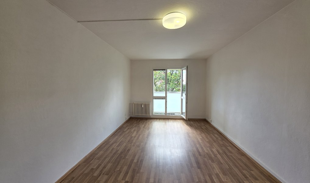 Pronájem bytu 2+1 56 m², Opava – náhled fotky 3